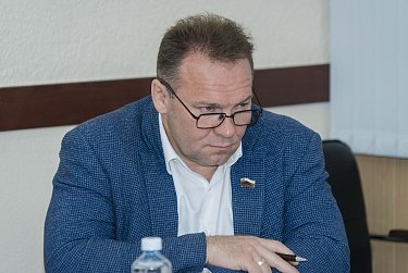 Матери-героини смогут получить землю в собственность